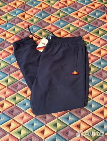 Спортивные штаны Ellesse (L) Спортивные штаны Ellesse (L)