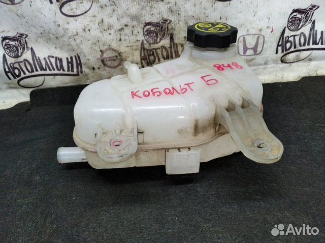 Бачок расширительный Chevrolet Cobalt Бачок расширительный Chevrolet Cobalt