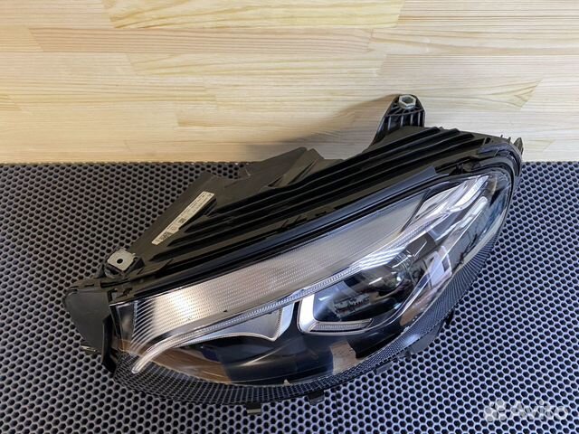 Mercedes X253 / W253 GLC фара левая LED