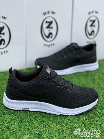 Кроссовки Nike air Max зум 44 размер Кроссовки Nike air Max зум 44 размер