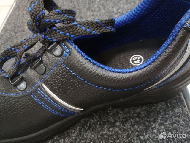 Полуботинки с металлическим подноском Полуботинки с металлическим подноском