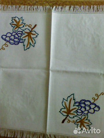 Салфетка и Столешница. Ручная вышивка гладью Салфетка и Столешница. Ручная вышивка гладью