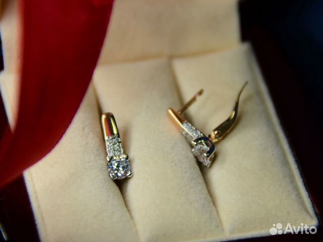 Золотые серьги с Swarovski. Новые Золотые серьги с Swarovski. Новые