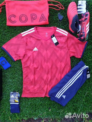 Профессиональные футбольные бутсы Adidas Copa 20+