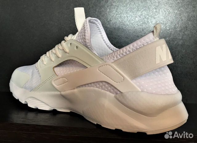 Кроссовки Nike женские Кроссовки Nike женские