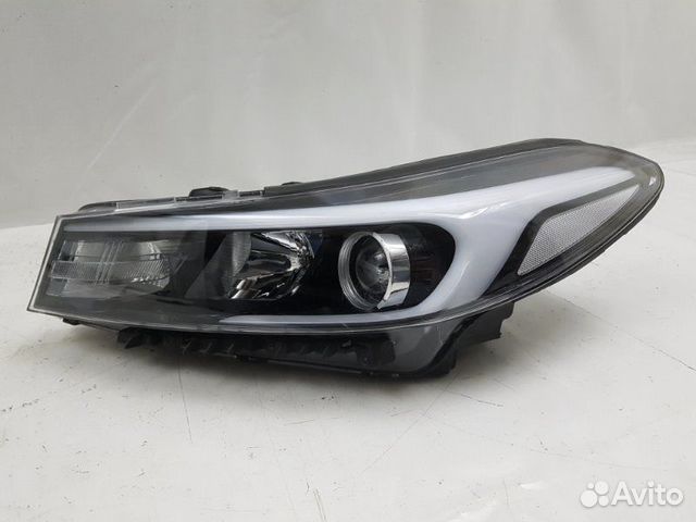Фара левая Kia Cerato 3 Фара левая Kia Cerato 3