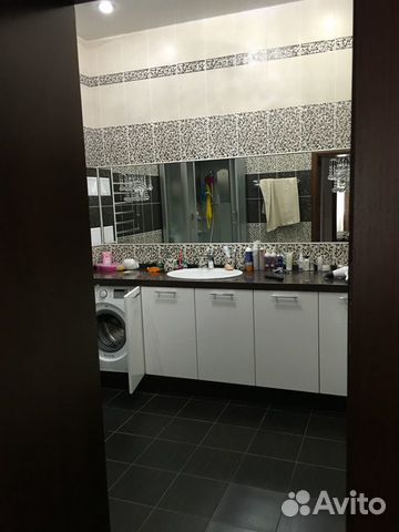 3-к квартира, 130 м², 4/9 эт.