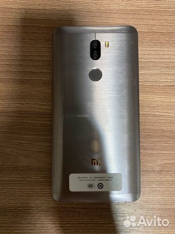 Телефон Xiaomi Redmi 5s plus Телефон Xiaomi Redmi 5s plus