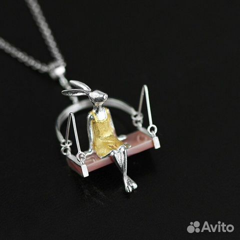 Подвеска «Зайчик на качелях» Подвеска «Зайчик на качелях»