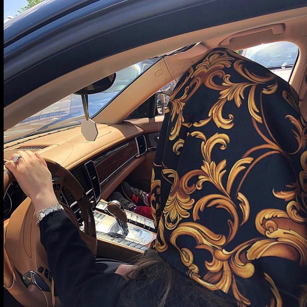 Ivano4ka инстаграм. Хабиба хачилаева свадьба. Moya_devo4ka запись. Moya_devo4ka инстаграмм. Moya devo4ka.