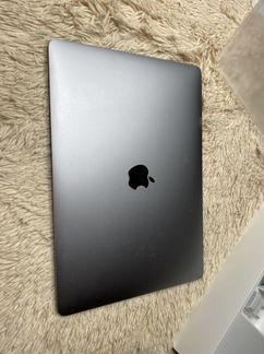Apple MacBook Pro 13 Tach Bar/256Gb/2,9ггц