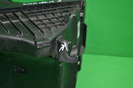 Корпус воздушного фильтра Hyundai Sonata 7