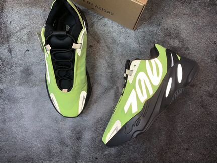Adidas Yeezy Boost 700 mnvn (Адидас изи буст)