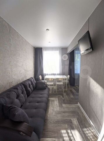 2-к. квартира, 40 м², 2/3 эт.