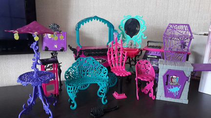 Мебель Монстр хай