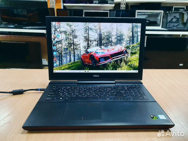 Dell/i7 7700/8GB/GTX1050Ti/500GB/15.6 IPS FHD