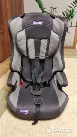 Детское автомобильное кресло б/у 9-36 кг