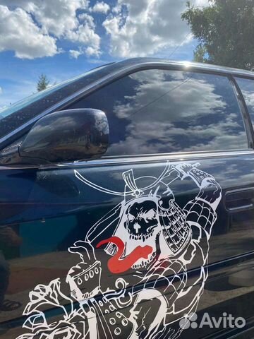 Изготовление наклеек на автомобили