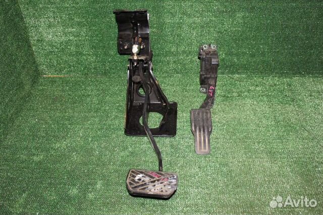 Педаль Geely Emgrand EC7 CVT хэтчбек