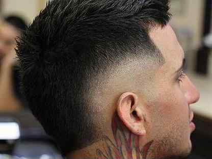 Mohicano mullet hombre