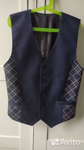 Жилетка для мальчика школьная
