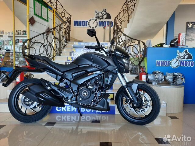 Мотоцикл Bajaj Dominar 400