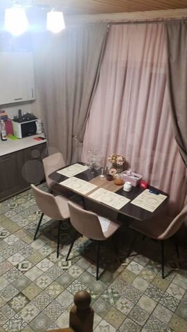 Комната 15 м² в 5-к., 2/2 эт.