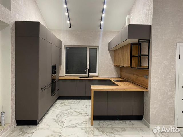 Кухонный гарнитур угловой