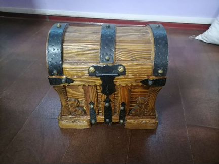 Сундук деревянный под старину