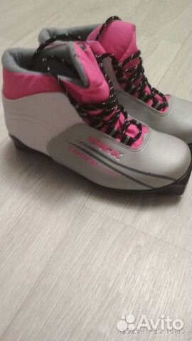 Лыжные ботинки мало,б/у