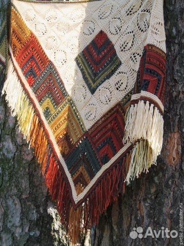 Шаль ручной работы