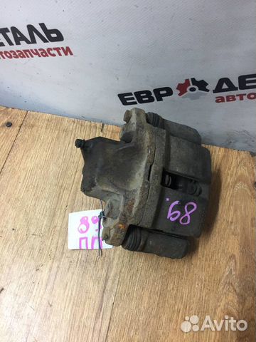 Суппорт тормозной передний правый Renault Sandero