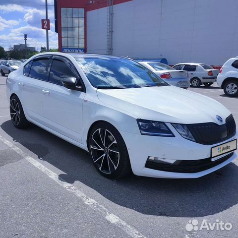 Skoda Octavia 1.8 AMT, 2020, 88 000 км