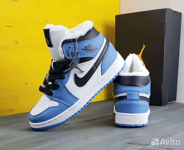 Зимние Nike Air Jordan кроссовки новые женские