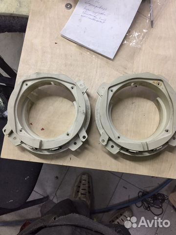 Подиумы под колонки Kia