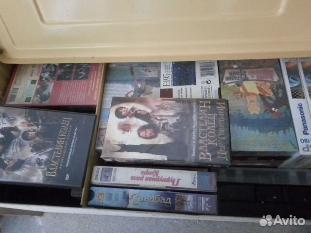 60 Видеокассет vhs