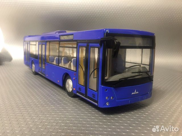 Модель автобуса маз