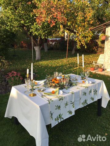Дорожка для стола с оливками