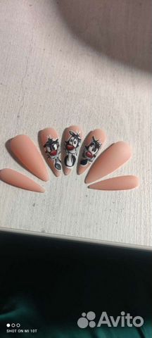 Накладные ногти ручной работы