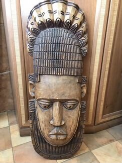 Африканская гиганская маска из красного дерева