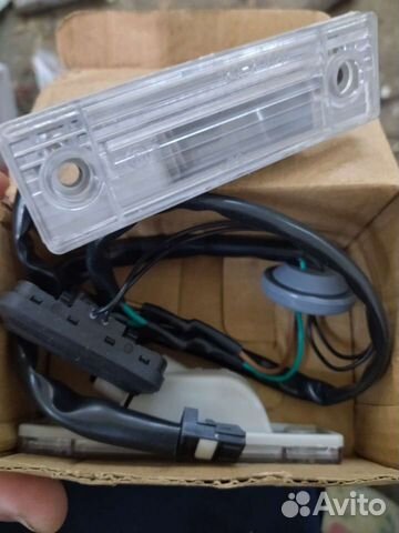 Кнопка крышки багажника Шевроле Круз