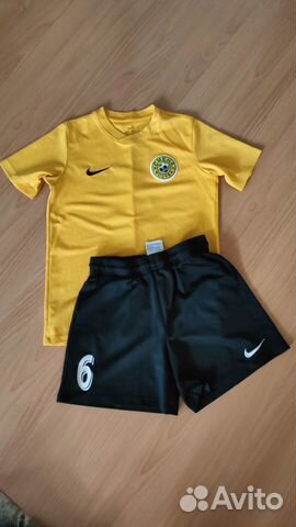 Футбольная форма nike 140 термобелье kipsta