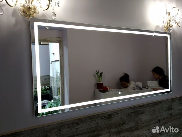 Зеркало с диодной подстветкой