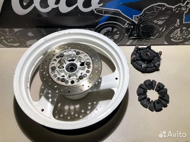 Задний колёсный диск в сборе Yamaha XJR 400 1993г