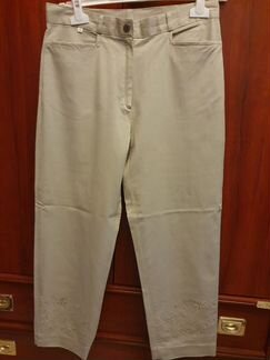 Капри женские светло-серые