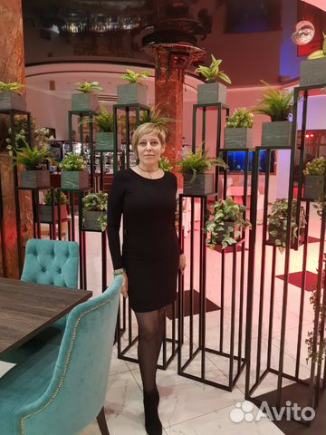 Ведущая (Поющая Ведущая)