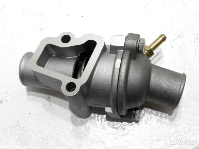 Термостат с корпусом