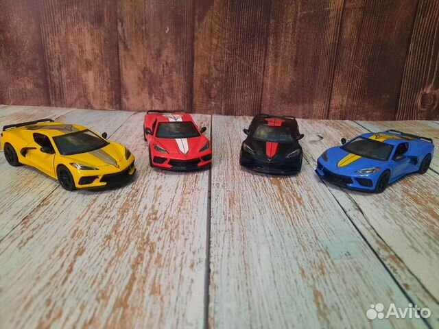 Машинки Kinsmart Chevrolet Corvette C8 2021