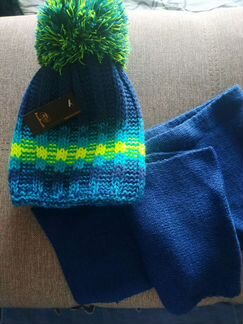 Комплект шапка с шарфом для девочки