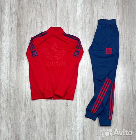 Спортивный костюм Adidas